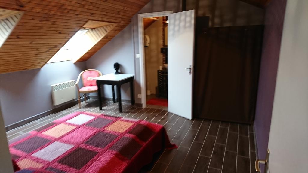 Gites De L'Archange Courtils Exteriér fotografie